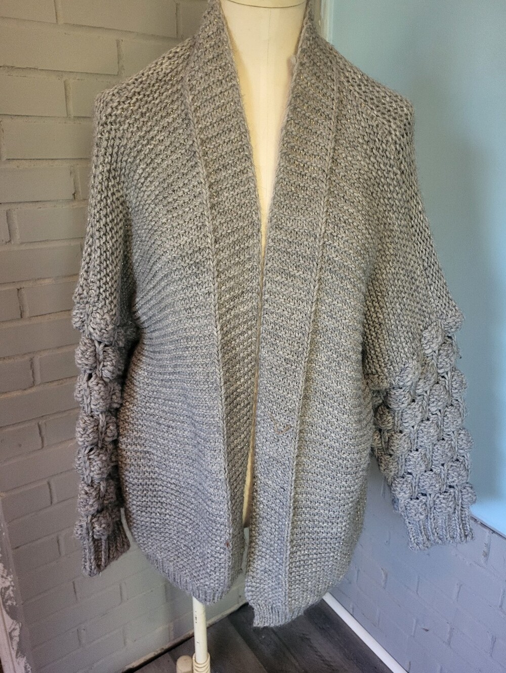 Scandal Chunky Open-Front Cardigan Sweater - Light Gray
